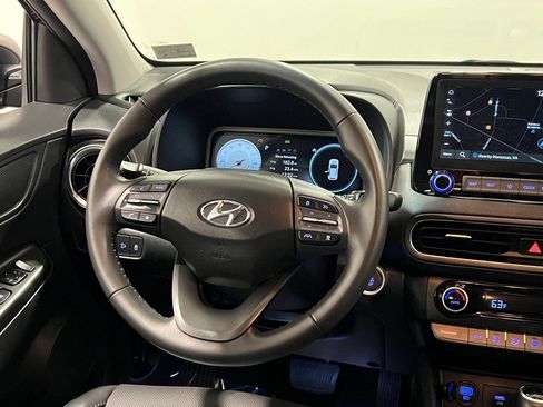 Used 2023 Hyundai Kona Limited w/ Cargo Package image 21