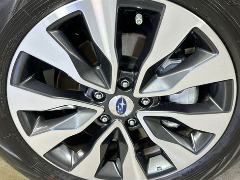 Used 2023 Subaru Outback Touring AWD/4WD image 32
