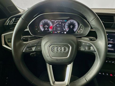 Used 2024 Audi Q3 2.0T Premium Plus image 19