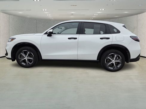 Used 2024 Honda HR-V EX-L image 6