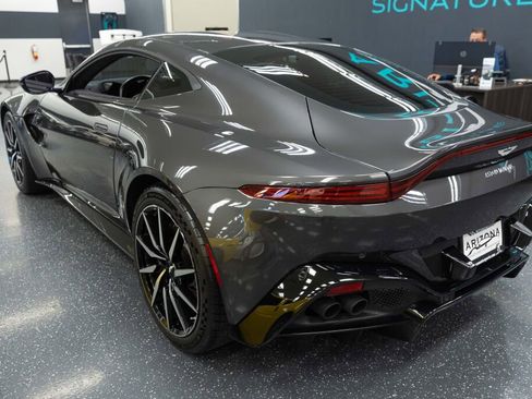 Used 2020 Aston Martin V8 Vantage Coupe image 8