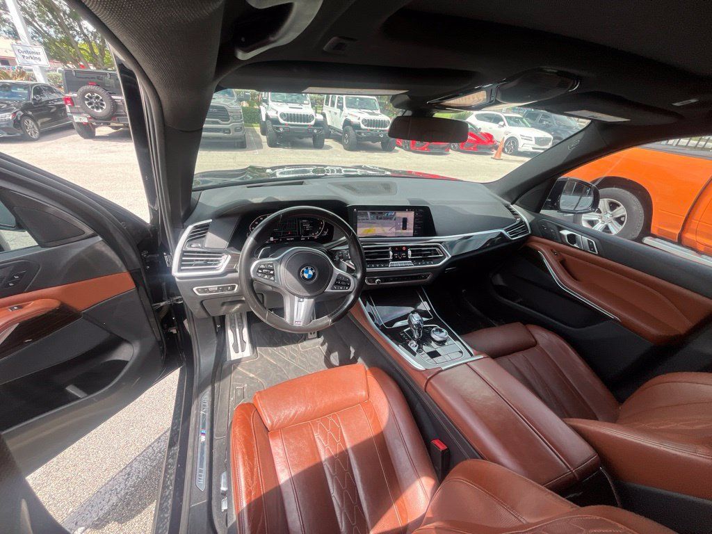 Used 2019 BMW X5 xDrive40i w/ M Sport Package AWD/4WD image 11