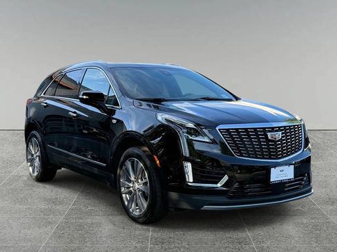 Used 2026 Cadillac XT5 Premium Luxury w/ Driver Assist Package AWD/4WD image 9