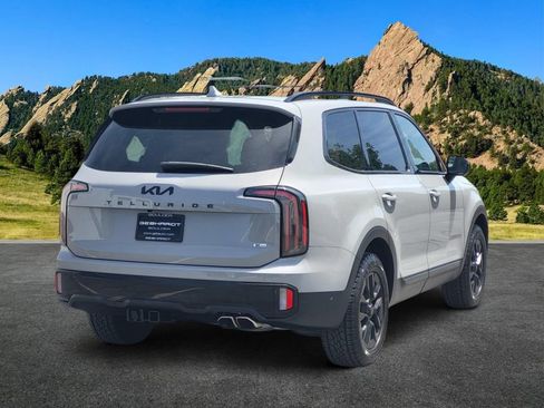 Used 2025 Kia Telluride SX Prestige X-Pro AWD/4WD image 3