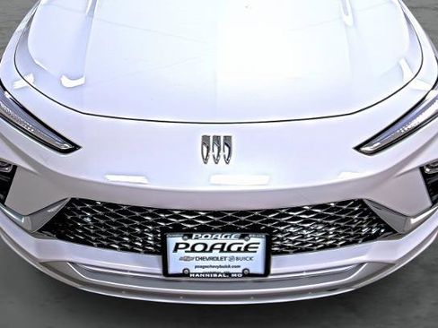 New 2026 Buick Envista Avenir image 16