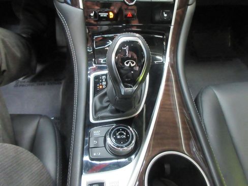 Used 2019 INFINITI Q50 Luxe w/ Essential Package (3.0T Luxe) AWD/4WD image 36
