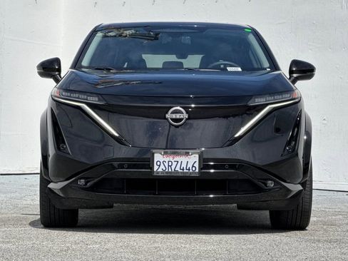 Used 2025 Nissan Ariya Platinum AWD/4WD image 8