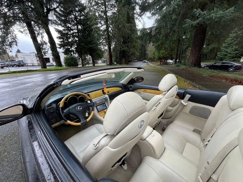 Used 2002 Lexus SC 430 Convertible image 9