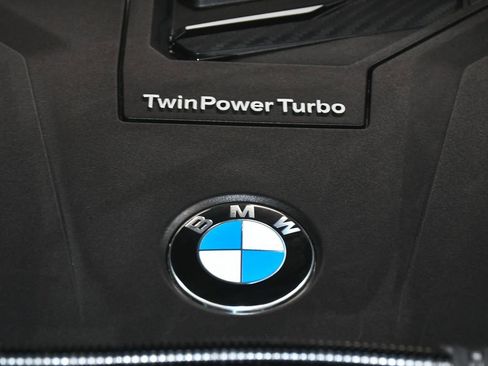 Used 2022 BMW X6 xDrive40i w/ Executive Package image 75