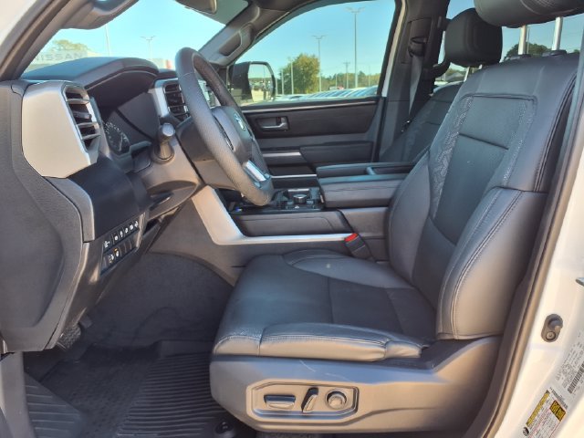 Used 2025 Toyota Tundra SR5 w/ SR5 Premium Package AWD/4WD image 3
