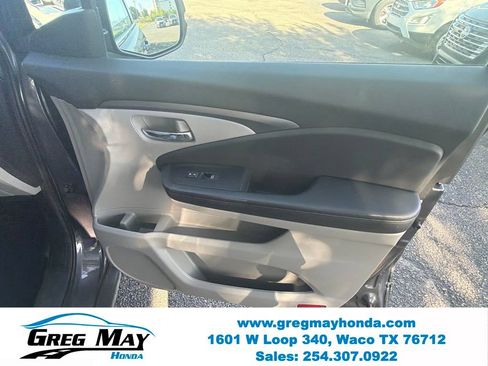 Used 2021 Honda Pilot EX image 29