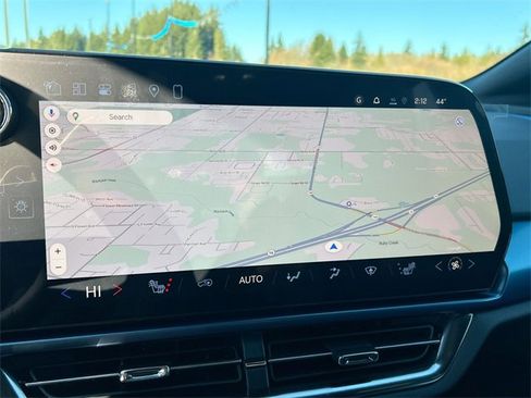 New 2026 Chevrolet Equinox EV LT image 14