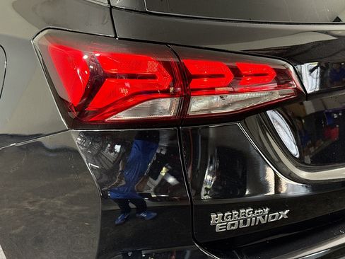 Used 2024 Chevrolet Equinox LS w/ LS Convenience Package FWD image 36