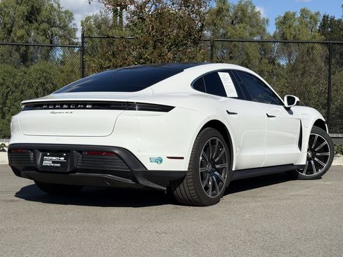 Certified 2021 Porsche Taycan 4S image 7