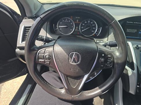 Used 2018 Acura TLX FWD image 5