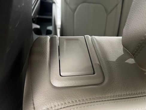 Used 2021 Ford Expedition Limited w/ Cargo Package RWD image 25