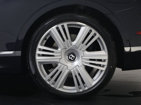 New 2026 Bentley Continental GTC AWD/4WD image 19