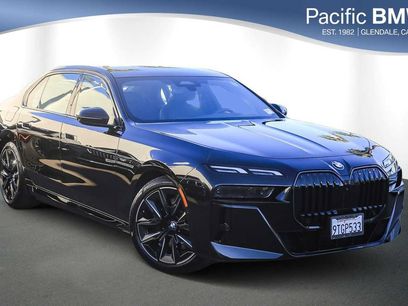 Used 2025 BMW 750e xDrive w/ Premium Package