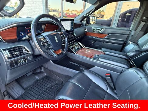 Used 2023 Lincoln Navigator Reserve RWD image 11