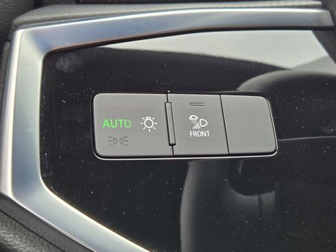 Certified 2024 Audi Q3 2.0T Premium Plus AWD/4WD image 28
