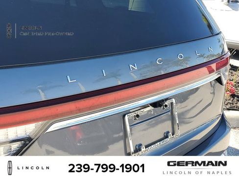 Certified 2022 Lincoln Aviator Reserve w/ Equipment Group 201A image 17