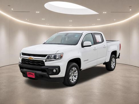 Used 2022 Chevrolet Colorado LT w/ LT Convenience Package RWD image 3