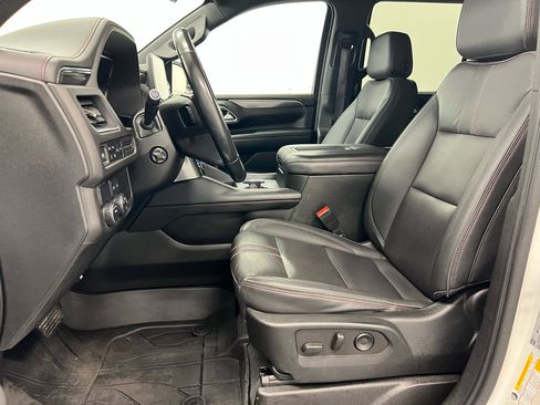 Used 2022 Chevrolet Tahoe RST w/ Luxury Package image 4