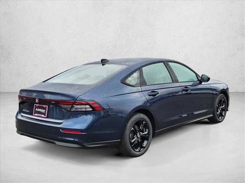New 2025 Honda Accord SE image 5