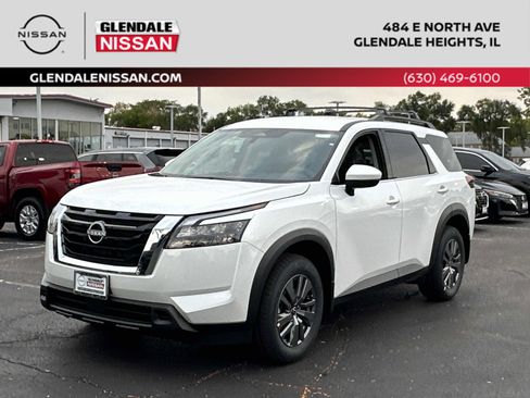 New 2025 Nissan Pathfinder SV image 1
