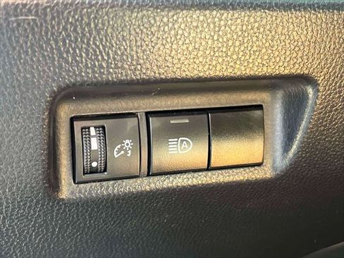 Certified 2024 Toyota RAV4 LE AWD/4WD image 18