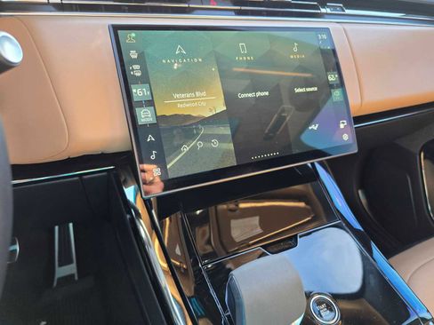 Certified 2024 Land Rover Range Rover Sport Autobiography image 26