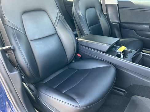Used 2018 Tesla Model 3 Long Range RWD image 8