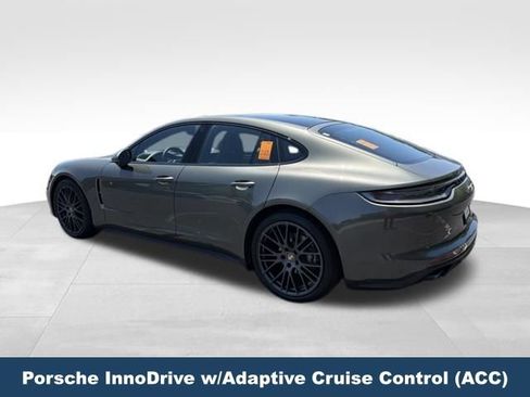 Used 2023 Porsche Panamera RWD image 9