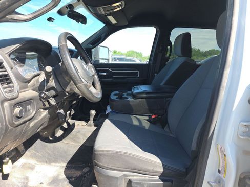Used 2024 RAM 3500 SLT w/ Quick Order Package 2YG SLT AWD/4WD image 6