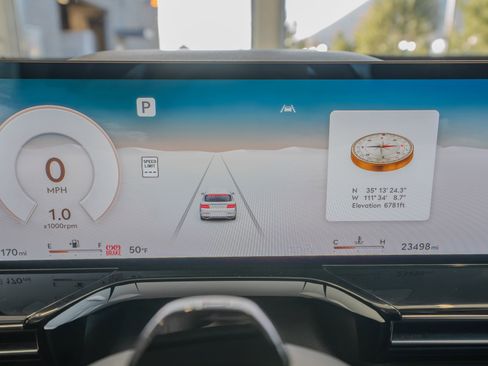 Used 2025 Genesis GV80 2.5T Standard image 10