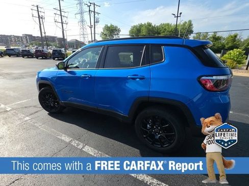 Used 2025 Jeep Compass Latitude w/ Altitude Special Edition AWD/4WD image 4