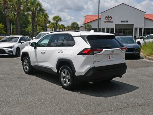Used 2024 Toyota RAV4 XLE w/ Convenience Package FWD image 3