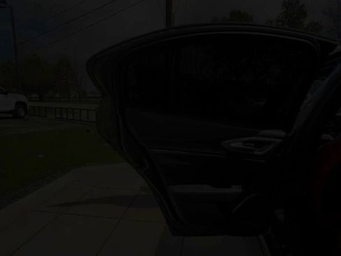 Used 2023 Alfa Romeo Giulia Veloce image 42