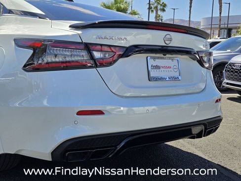 Used 2023 Nissan Maxima SR w/ Sport Mat Group FWD image 5