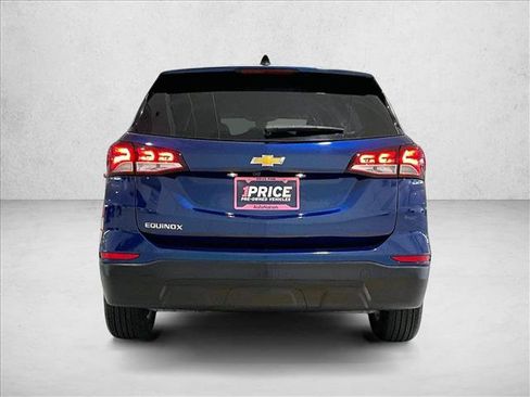 Used 2023 Chevrolet Equinox LS w/ LS Convenience Package FWD image 4