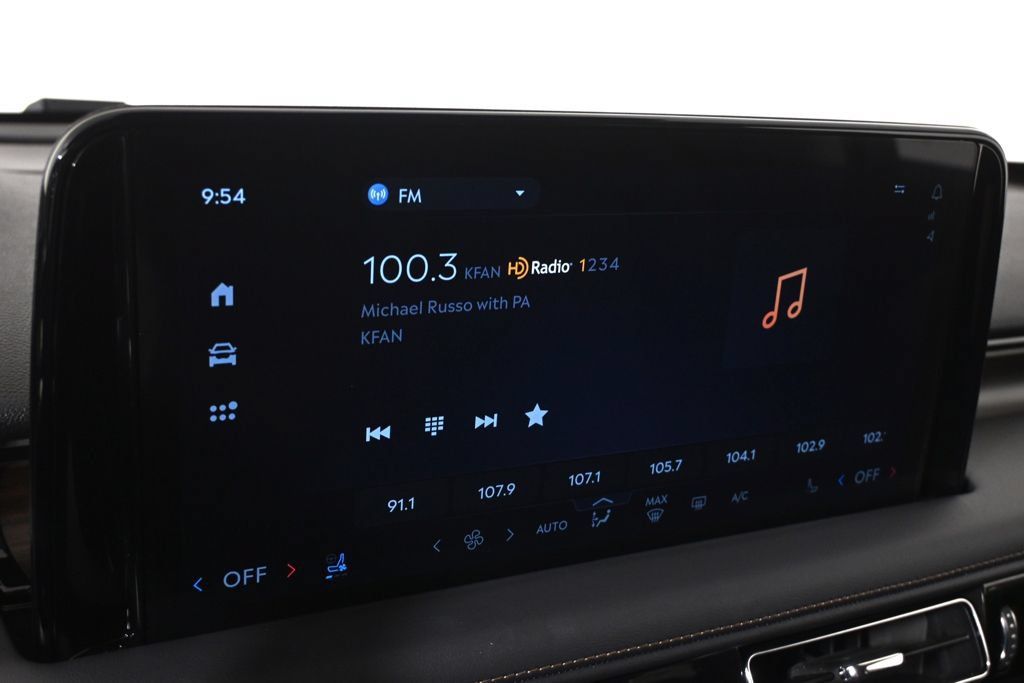 New 2026 Lincoln Aviator Reserve w/ Jet Appearance Package AWD/4WD image 29