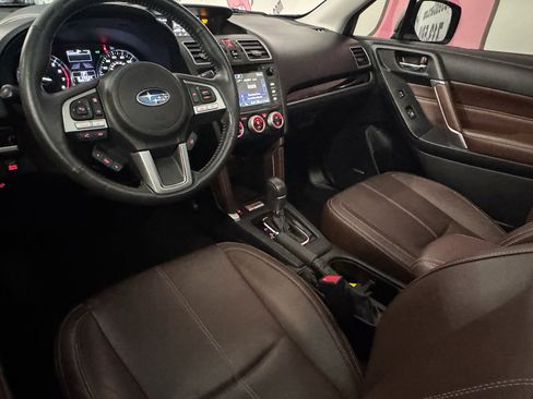 Used 2017 Subaru Forester 2.5i Touring AWD/4WD image 21