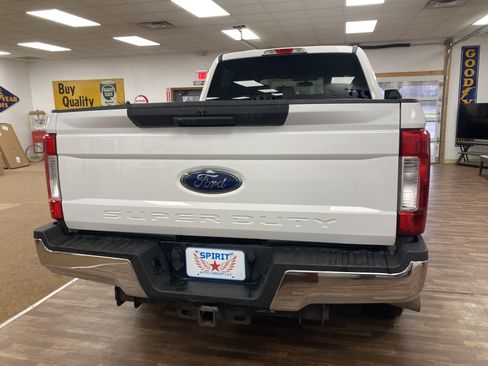 Used 2019 Ford F250 XLT AWD/4WD image 8