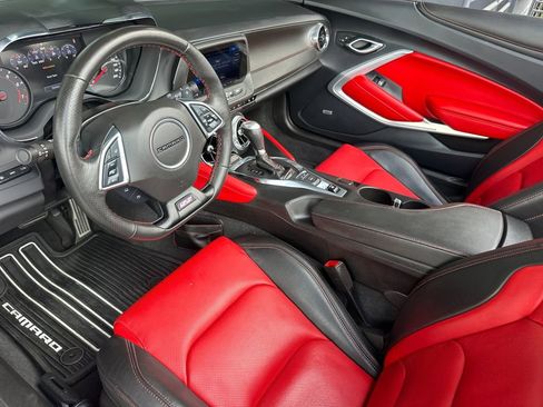 Used 2023 Chevrolet Camaro SS RWD image 11