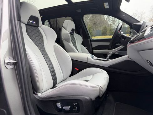 Used 2023 BMW X5 M Competition w/ Competition Package image 22