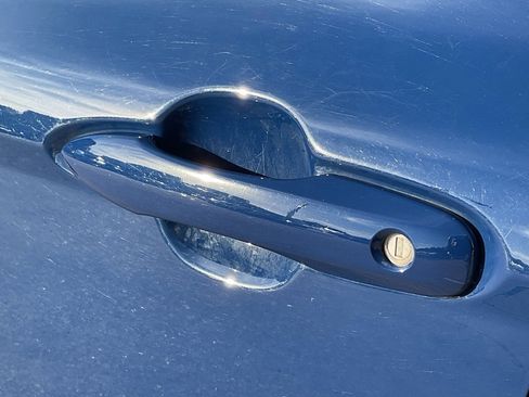 Used 2025 Toyota Camry SE image 10