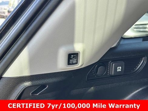 Used 2024 Jeep Grand Cherokee Limited w/ Luxury Tech Group II AWD/4WD image 17