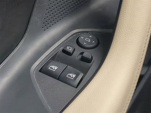 Certified 2024 BMW 230i Coupe w/ Convenience Package image 24