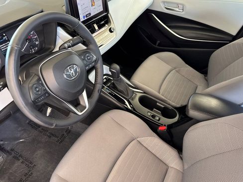 Used 2024 Toyota Corolla SE FWD image 12