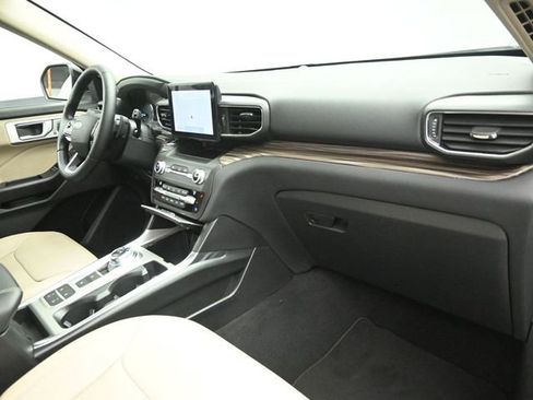 Certified 2020 Ford Explorer Limited w/ Class III Trailer Tow Package image 28